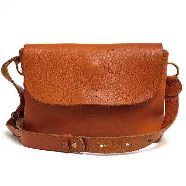 スロウ/SLOW バッグ ショルダーバッグ 鞄 メンズ 男性 男性用レザー 革 本革 ブラウン 茶 49S13B bono flap waist bag ボーノ フラップ式 ボディバッグ | フリマアプリ ラクマ スロウ/SLOW バッグ ショルダーバッグ 鞄 メンズ 男性 男性用レザー 革 本革 ブラウン 茶 49S13B bono flap waist bag ボーノ フラップ式 ボディバッグ | フリマアプリ ラクマ
