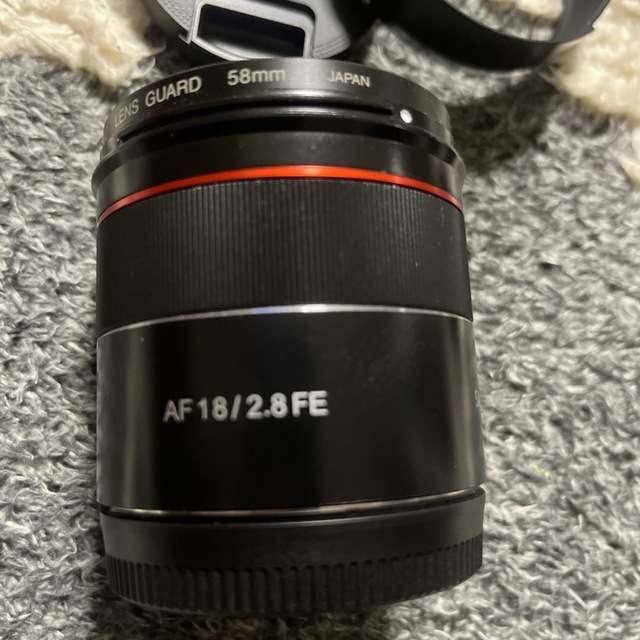 SAMYANG AF18mm F2.8  スマホ/家電/カメラのカメラ(レンズ(単焦点))の商品写真