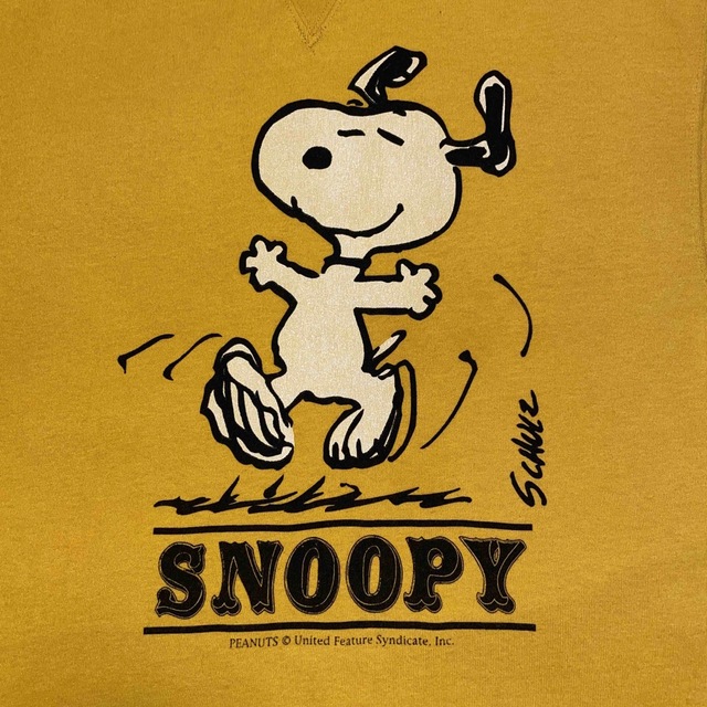 SNOOPY(スヌーピー)のマスタードカラー ピーナッツ peanuts スヌーピー SNOOPY Tシャツ メンズのトップス(Tシャツ/カットソー(半袖/袖なし))の商品写真