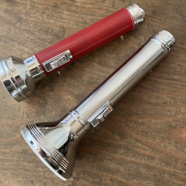 新品未使用 箱あり ナショナル 懐中電灯 2本セットの通販 by