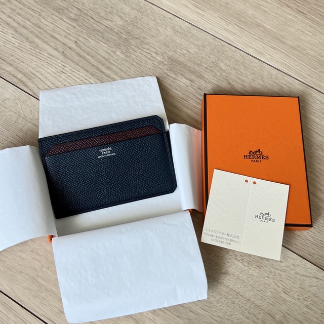 Hermes(エルメス)のHERMESエルメス シティ 4ccバイカラーカードケース美品！ガルヴィ メンズのファッション小物(名刺入れ/定期入れ)の商品写真