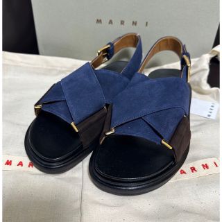 マルニ(Marni)の新品タグ付き⭐︎MARNI マルニ⭐︎フスベット クロスサンダル　37(サンダル)