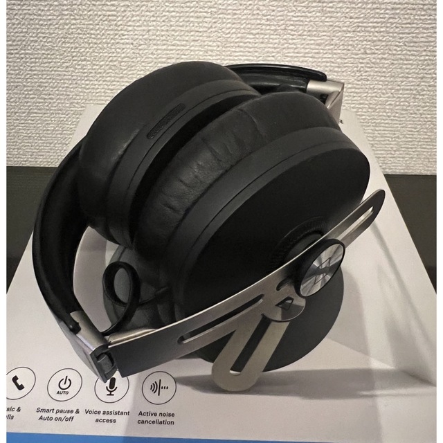 SENNHEISER(ゼンハイザー)のSENNHEISER MOMENTUM Wireless  スマホ/家電/カメラのオーディオ機器(ヘッドフォン/イヤフォン)の商品写真