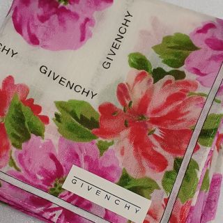 ジバンシィ(GIVENCHY)の値下げ📌ジバンシィ☆ハンカチ🌼(ハンカチ)