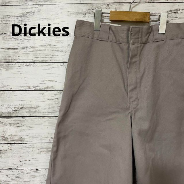 Dickies(ディッキーズ)のDickies Loose Fit ハーフパンツ グレー 人気 ライブ フェス メンズのパンツ(ショートパンツ)の商品写真