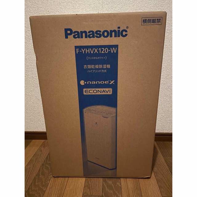 Panasonic(パナソニック)のPanasonic F-YHVX120-W スマホ/家電/カメラの生活家電(加湿器/除湿機)の商品写真