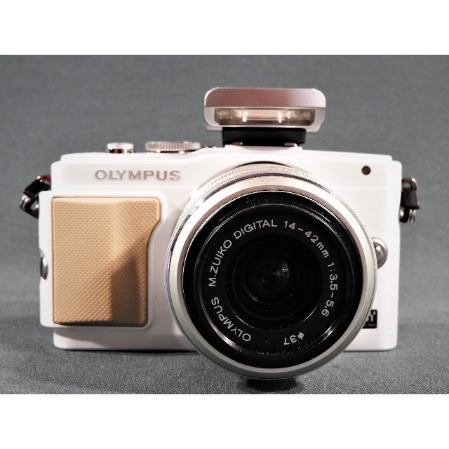 OLYMPUS - 極上美品！「OLYMPUS PEN Lite E−PL5 レンズキット」の通販