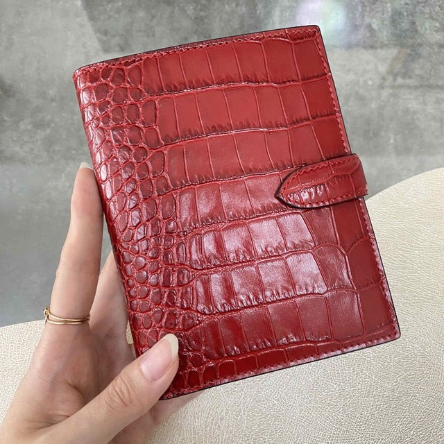 ラスト1【新品】Smythson スマイソン マーラ クロコ 二つ折り財布 赤-