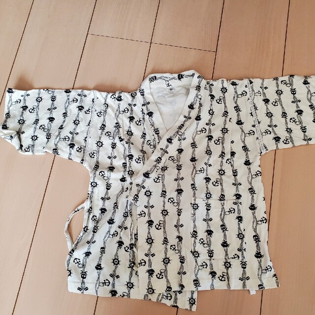 男の子甚平 キッズ/ベビー/マタニティのキッズ服男の子用(90cm~)(甚平/浴衣)の商品写真