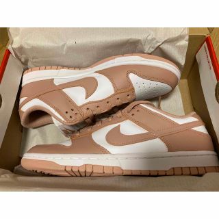 ナイキ(NIKE)のNike WMNS Dunk Low "Rose Whisper ナイキ(スニーカー)