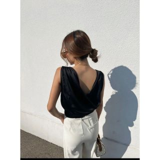 ザラ(ZARA)のSHENA satin back open tops(シャツ/ブラウス(長袖/七分))