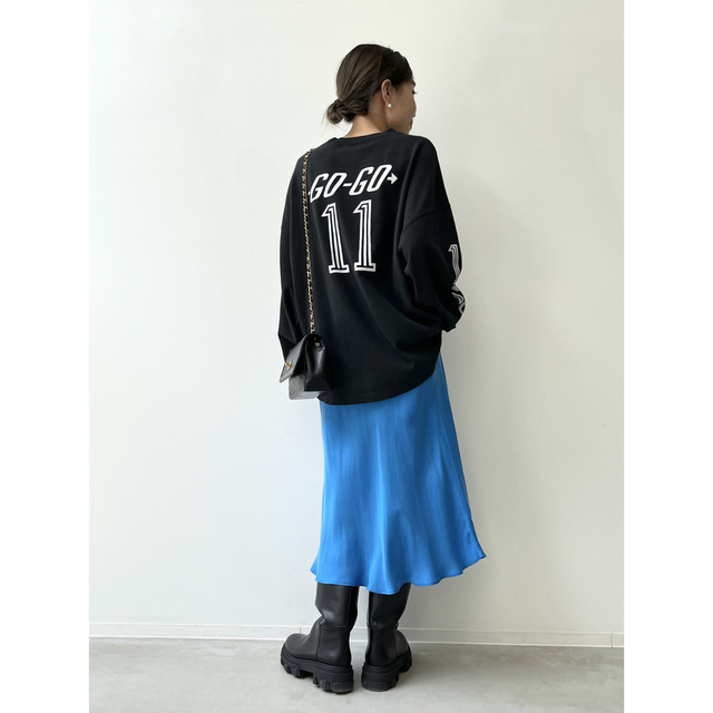 L'Appartement DEUXIEME CLASSE(アパルトモンドゥーズィエムクラス)のL'Appartement レミレリーフGraphic L/S T-SH グレー レディースのトップス(Tシャツ(長袖/七分))の商品写真