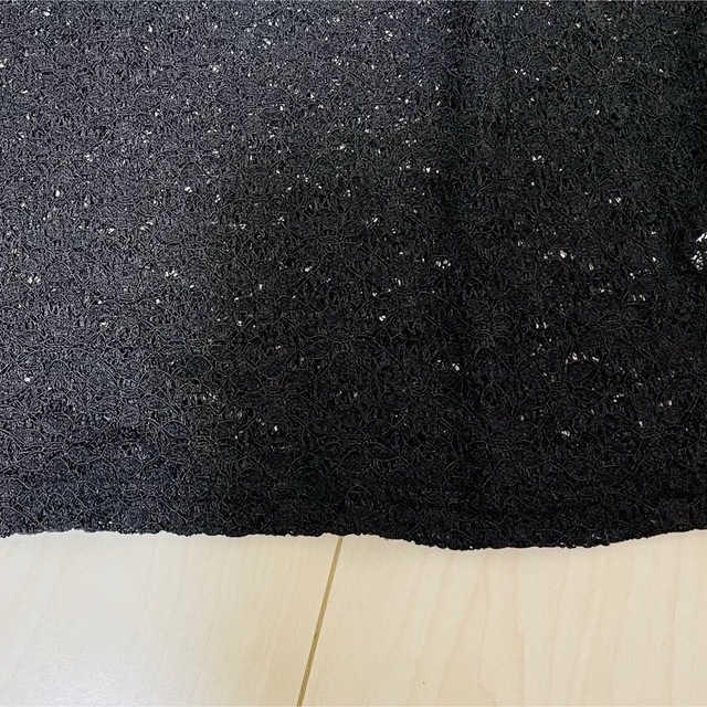 GU(ジーユー)のGU レースTシャツ　カットソー　ブラック　M   レディースのトップス(カットソー(半袖/袖なし))の商品写真