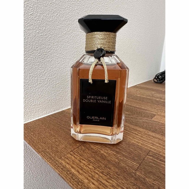 GUERLAIN - ドゥーブルヴァニーユ 100ml 箱、巾着付きの通販 by ぽちゃ ...