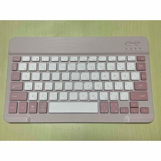 スリーコインズ(3COINS)の薄型ワイヤレスキーボード(PC周辺機器)