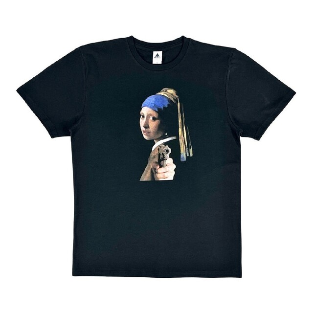 新品 フェルメール 青いターバン 真珠の首飾りの少女 ピストル 銃口 Tシャツ メンズのトップス(Tシャツ/カットソー(半袖/袖なし))の商品写真