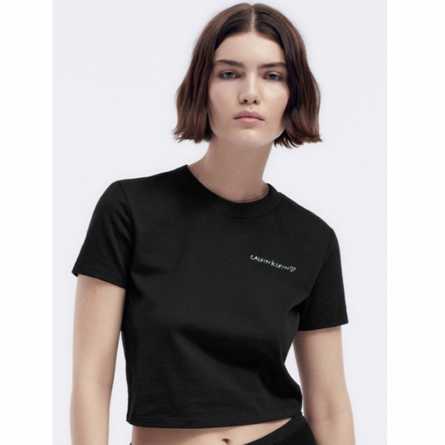 Jennie for Calvin Klein コットンジャージーベビーTシャツジェニー