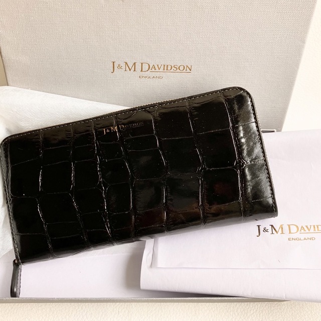 J&M DAVIDSON(ジェイアンドエムデヴィッドソン)の希少極美品］J&M DAVIDSON長財布 黒クロコ型押しラウンドファスナー レディースのファッション小物(財布)の商品写真