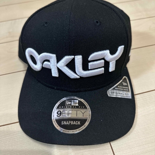Oakley(オークリー)のオークリー ニューエラ キャップ 帽子 OAKLEY メンズの帽子(キャップ)の商品写真