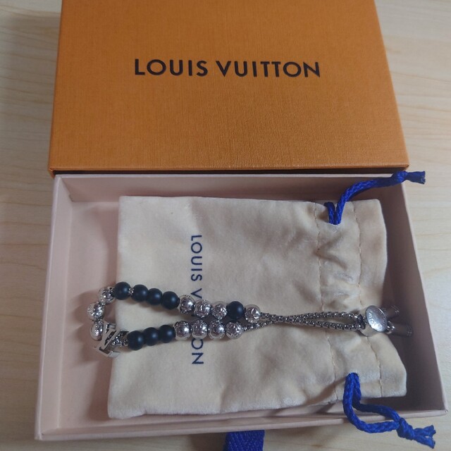 LOUIS VUITTON(ルイヴィトン)のブラスレ モノグラム ビーズ メンズのアクセサリー(ブレスレット)の商品写真