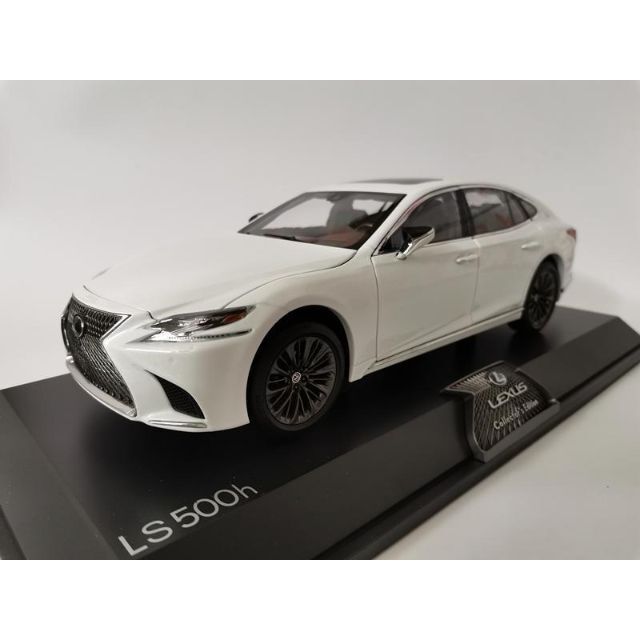 ミニカー レクサス LEXUS LS500h ホワイト