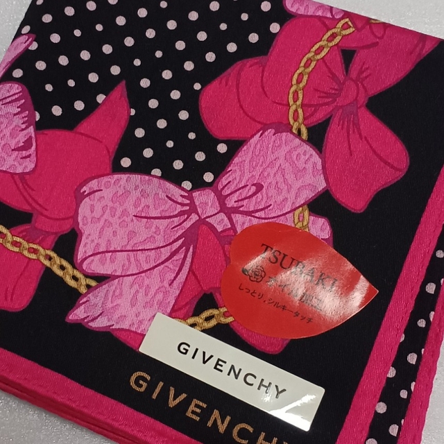GIVENCHY(ジバンシィ)の値下げ📌ジバンシィ☆大判ハンカチ🎀 レディースのファッション小物(ハンカチ)の商品写真