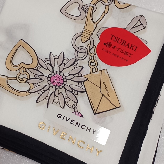 GIVENCHY(ジバンシィ)の値下げ📌ジバンシィ☆大判ハンカチ❤️ レディースのファッション小物(ハンカチ)の商品写真