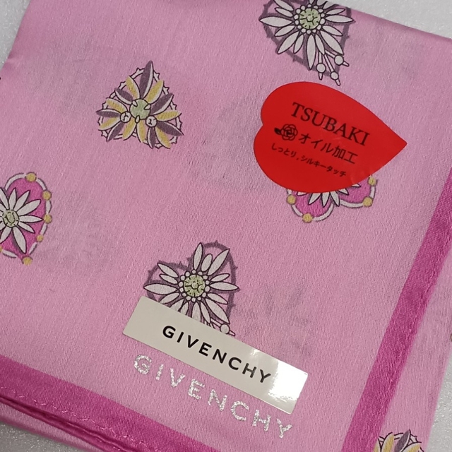 GIVENCHY(ジバンシィ)の値下げ📌ジバンシィ☆大判ハンカチ❤️ レディースのファッション小物(ハンカチ)の商品写真