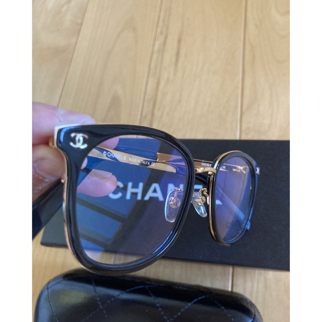 CHANEL(シャネル)のフローレント⭐︎様　8月31日までお取り置き　CHANEL メガ　フレーム レディースのファッション小物(サングラス/メガネ)の商品写真