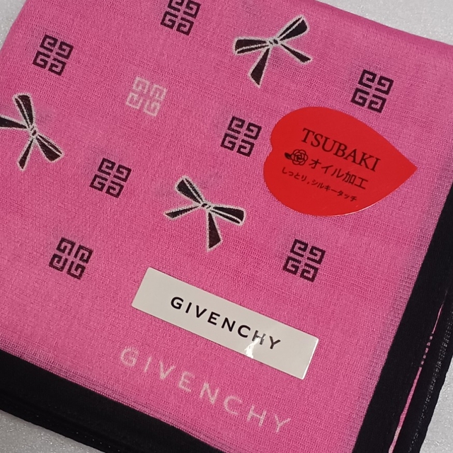 GIVENCHY(ジバンシィ)の値下げ📌ジバンシィ☆大判ガーゼハンカチ🎀 レディースのファッション小物(ハンカチ)の商品写真