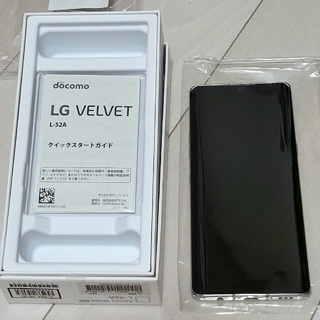 新品未使用 LG VELVET docomo版 Dual Screen付 スマホ/家電/カメラのスマートフォン/携帯電話(スマートフォン本体)の商品写真