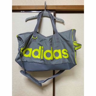 アディダス(adidas)のアディダス　スポーツバッグ　ドラムバッグ　グレー(その他)