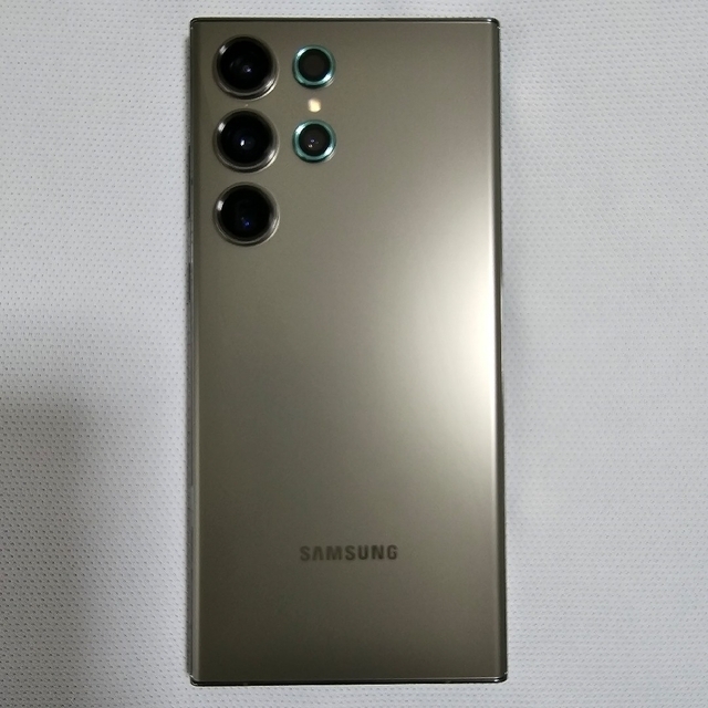 SAMSUNG(サムスン)のGALAXY S23 Ultra 香港版 12GB/512GB SM-S9180 スマホ/家電/カメラのスマートフォン/携帯電話(スマートフォン本体)の商品写真
