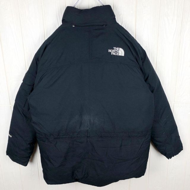 THE NORTH FACE(ザノースフェイス)の刺繍ロゴ★ザノースフェイス NORTH FACE 肉厚マウンテンダウンジャケット メンズのジャケット/アウター(ダウンジャケット)の商品写真