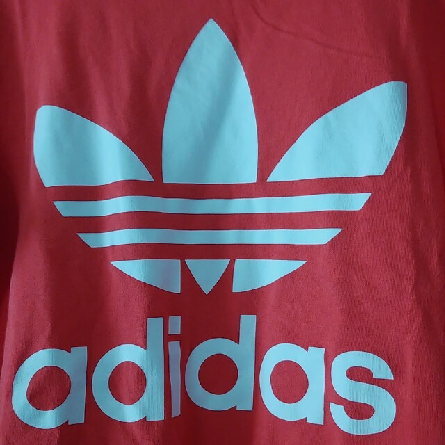 adidas(アディダス)のadidas　アディダス　Tシャツ キッズ/ベビー/マタニティのキッズ服女の子用(90cm~)(Tシャツ/カットソー)の商品写真