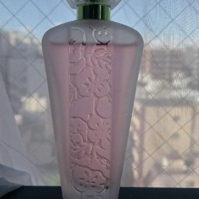 GIVENCHY(ジバンシィ)のGIVENCHY 香水 Jardin d'Interdit 50ml コスメ/美容の香水(香水(女性用))の商品写真