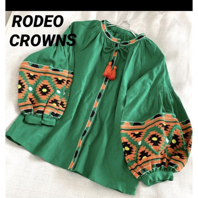 RODEO CROWNS(ロデオクラウンズ)のRODEO CROWNS★エスニック刺繍ブラウス　麻　ボリューム袖　個性的 レディースのトップス(その他)の商品写真