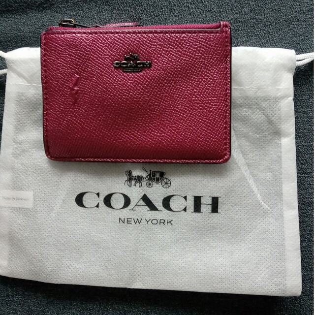 COACH(コーチ)のCOACH　定期入れ レディースのファッション小物(名刺入れ/定期入れ)の商品写真