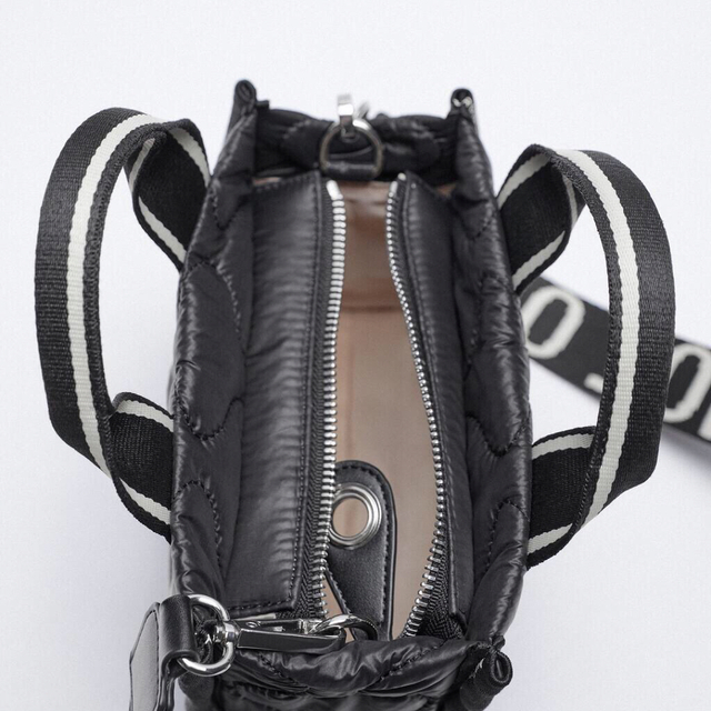 ❤️新品未使用❤️ZARA ナイロン ミニ トートバッグ ショルダー 黒 レディースのバッグ(ショルダーバッグ)の商品写真