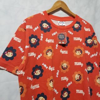 フジヤ(不二家)の新品　ペコちゃん　Tシャツ　半袖　キャラクター　赤　LLサイズ(Tシャツ/カットソー(半袖/袖なし))