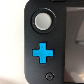 ♦︎未使用保管品 ♦︎ Newニンテンドー2DS LL ブラック×ターコイズの