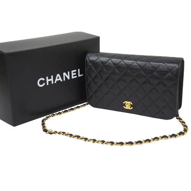 シャネル CHANEL マトラッセ 23cm フルフラップ ターンロック 7番台 ショルダーバッグ ラムスキン ブラック美品  49231