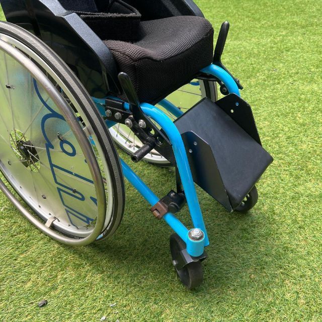 panthera 幅43センチ 車椅子 子供 小児用車イス 小型 パンテーラ www