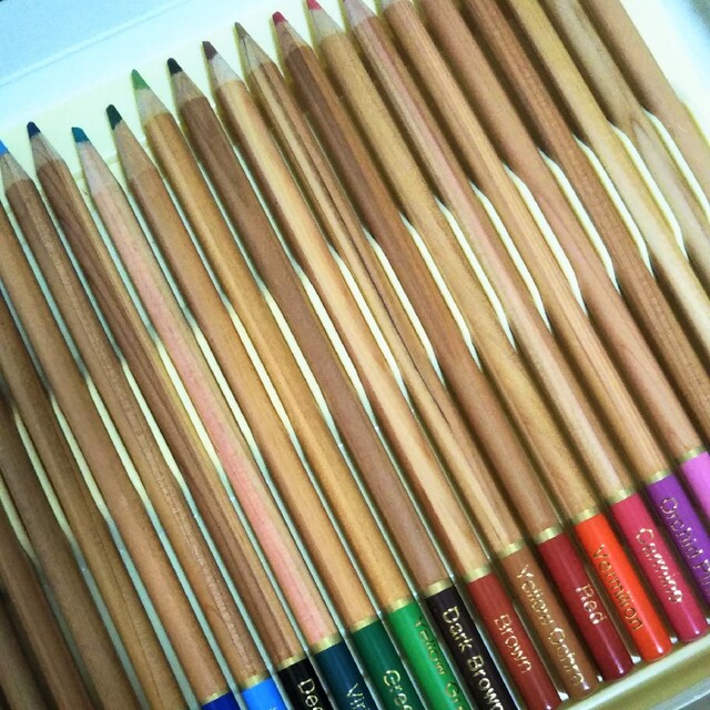 ■色鉛筆 24色 used エンタメ/ホビーのアート用品(色鉛筆)の商品写真