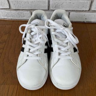 アディダス(adidas)のアディダス　adidas  スニーカー　22.5㎝(スニーカー)