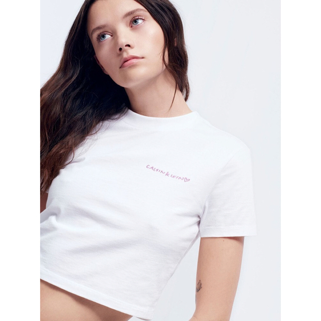 【JENNIE x calvin klein】コットンジャージーベビーTシャツ