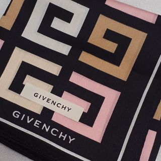 ジバンシィ(GIVENCHY)の値下げ📌ジバンシィ☆大判ハンカチ(ハンカチ)