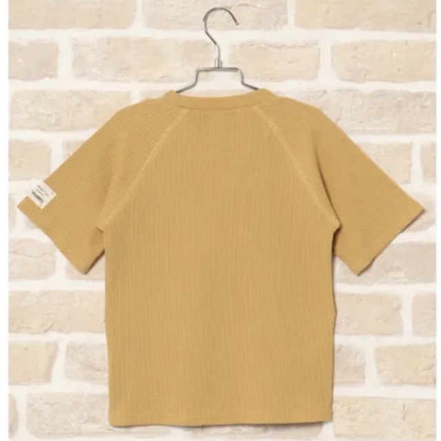 ikka(イッカ)のキッズ PEANUTS コラボTシャツ 120㎝ キッズ/ベビー/マタニティのキッズ服男の子用(90cm~)(Tシャツ/カットソー)の商品写真