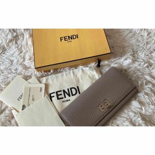 フェンディ(FENDI)のFENDI☆ピーカブー ☆長財布☆美品☆グレージュ☆(財布)