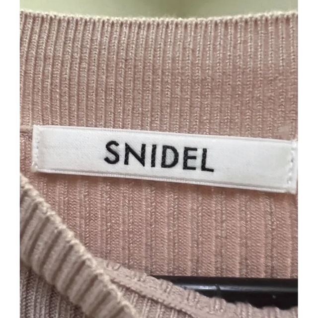 SNIDEL(スナイデル)のsnidel フリルスリーブニットプルオーバー レディースのトップス(ニット/セーター)の商品写真